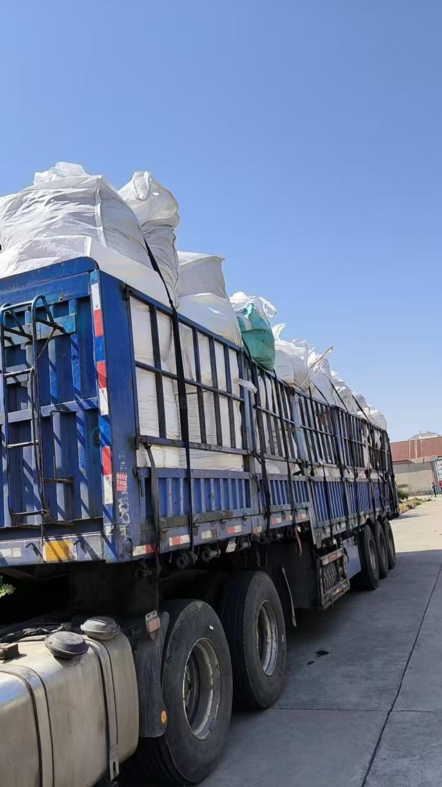 轿车托运全攻略：资质齐全的靠谱之选