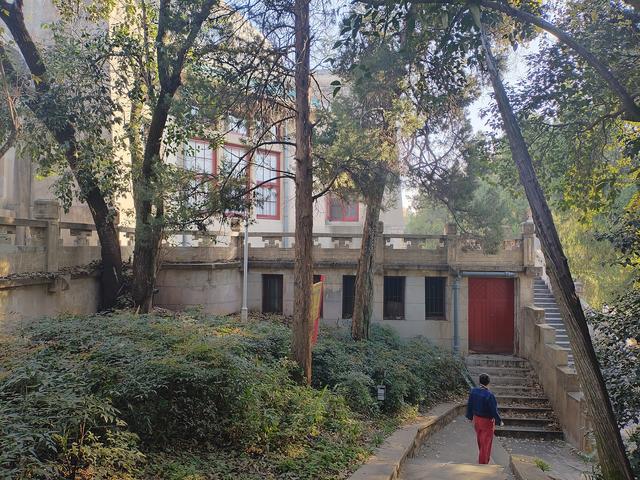 鄂渝行第八天：漫游大武汉