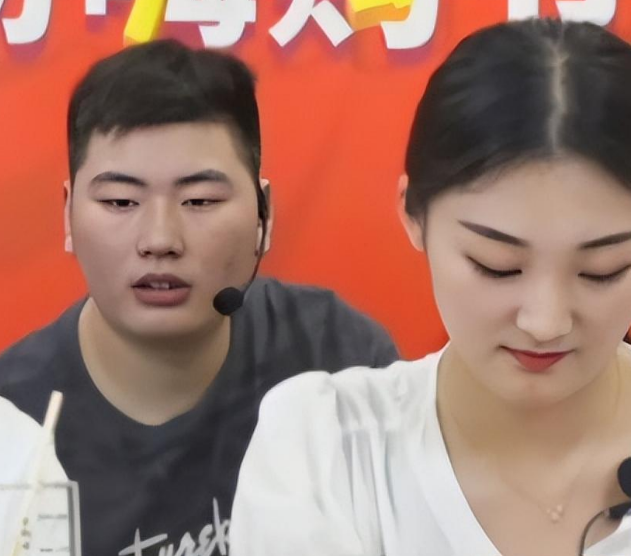 和朱小伟离婚4年	，耗尽人气后"回心转意"的陈亚男，原形毕露了