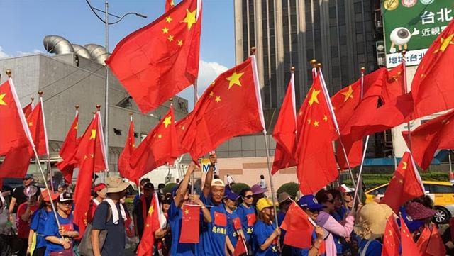 蓝营要变天了，郑丽文让人失望，张亚中发出怒吼，洪秀柱有言在先