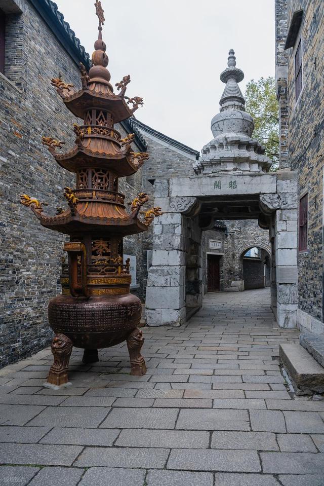 夹在南京苏州之间，这座不太有存在感的江南小城，我为它留住3天