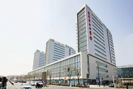 落实功能定位，强化转诊和横向协作，徐汇区区域性医疗中心建设见成效图片