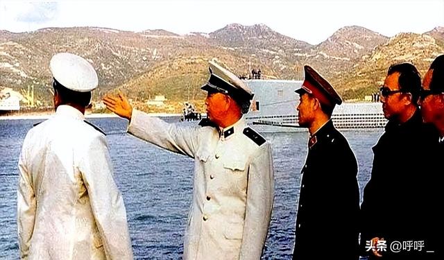 首！次访华就不尊重我国？中国当场撤走仪仗队：摆正态度再来吧，