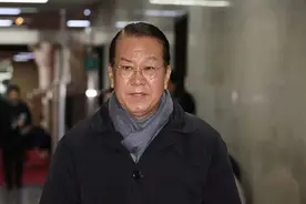 最新！韩国执政党临时领导人权宁世就任图片