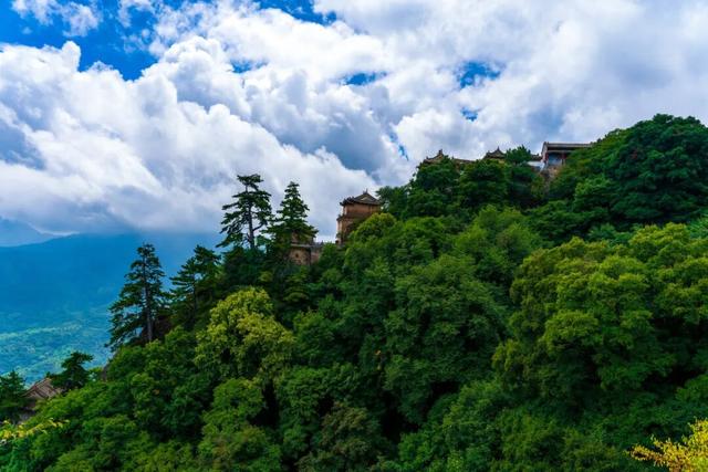崆峒山初夏限定，赴一场秘境之约
