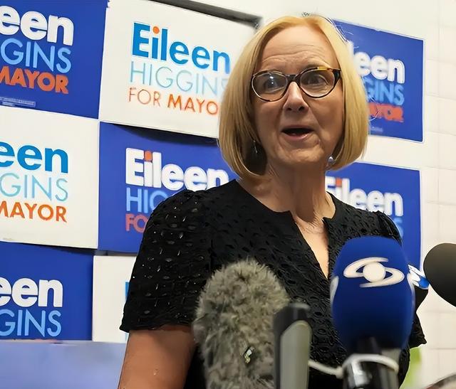 共和党败军之际，马斯克携巨资回归？民主党没想到特朗普可能要赢