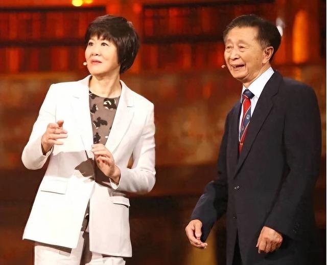 86岁宋世雄现状：定居北京老到认不出，托举儿女成才却都不在身边