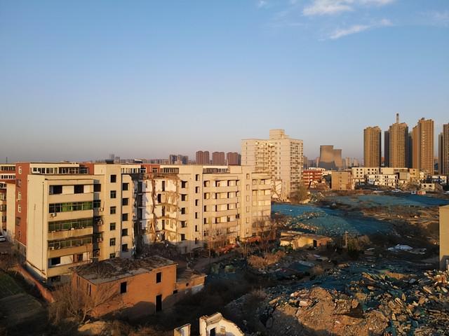 李嘉诚预言已应验？若无意外，2026年楼市或将面临3大转变