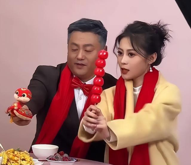 赵本山也没想到	，春晚将至，“教女无方”的宋晓峰，让他丢尽脸面