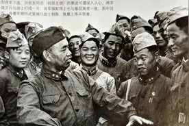 1957年解放军的“将军下连当兵”运动图片