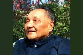 79年中越激战正酣，苏联36艘军舰想抄我军后路，美航母立即过来了图片