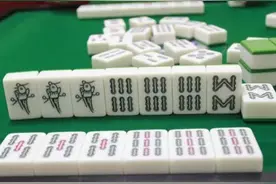 据说打麻将时兜里装上10粒大米就能赢，是真的吗？我来验证一下图片