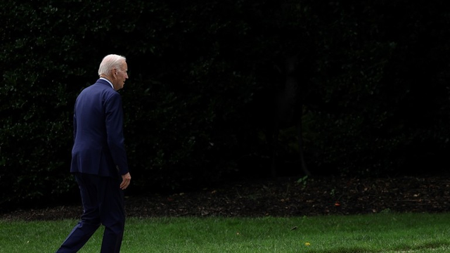 万斯言论引爆全美热议！称若在拜登手下任职，将担心其"随时驾崩"