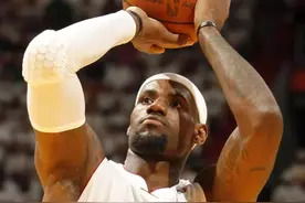 《大英百科》编辑眼中NBA最强的十大球员都有谁？乔丹仅排第二！图片