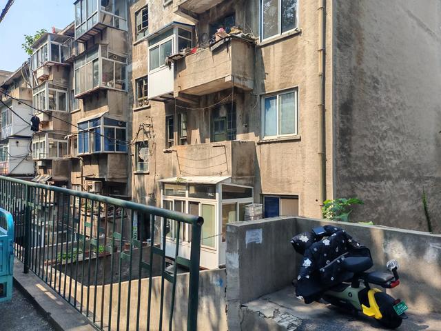 烟台的坐地户和靠山户