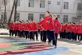 呼和浩特中小学生咋活力满满？每天2小时户外“撒欢”给出答案图片