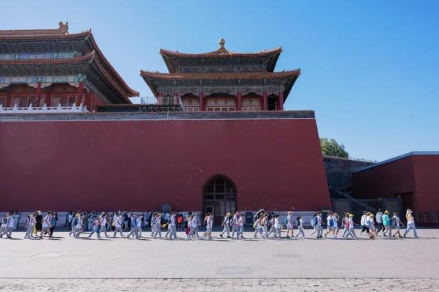 梅赛德斯-奔驰星愿基金公益支持“故宫造办处旧址考古成果展”开展 献礼故宫博物院建院百年