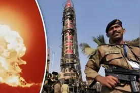 1965年印度入侵巴铁，我军三路出击围印，毛主席：给印度72小时图片