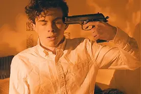 回顾：半岁男婴遭强制切除丁丁，被迫变性女孩，这实验多反人类？图片