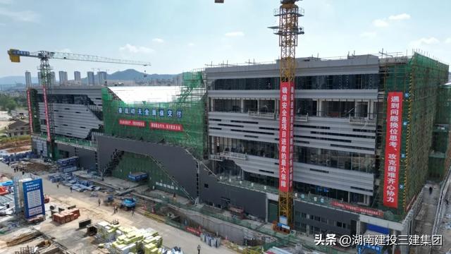 灯火通明抢进度 戮力攻坚倒计时 | 怀化四大文旅地标挂图作战迎盛会