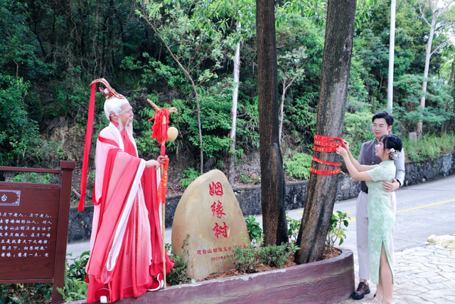 刷屏了！观音山七夕甜度超标，高颜值男神集体撒糖，月老牵线忙