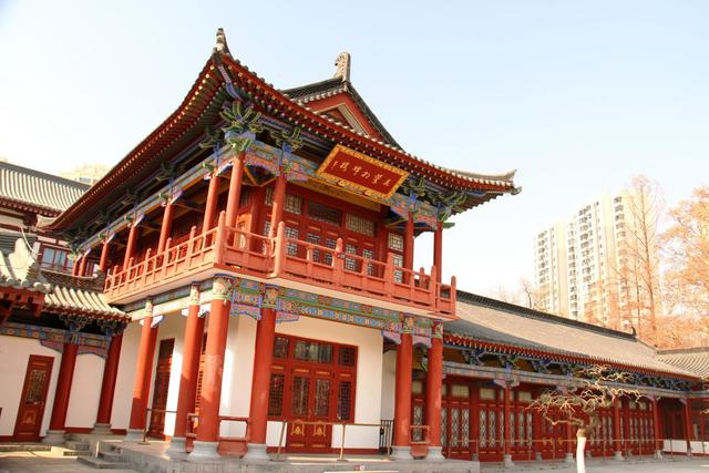 千年诗脉，一城风华：跟着唐诗的足迹 触摸鲜活的长安