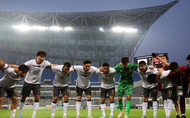 国足新帅已浮现！足协非常满意他，120万欧+3年，目标世界杯