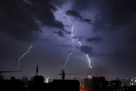 骤降11℃！冰雹！暴雨！10级雷暴大风！天气马上大反转 江西主要城市七天天气预报图片