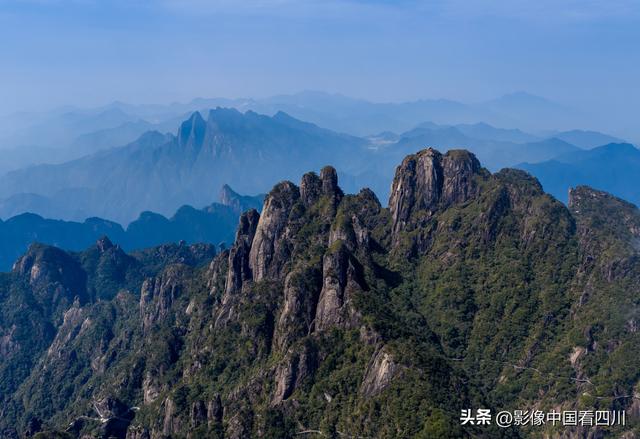 江西玉山：春日三清山美景如画