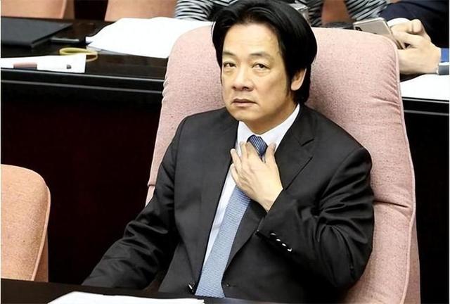 2大消息传来，赖清德即将离台，人民日报发声，对赖改了新称呼