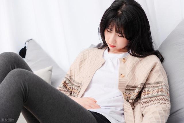 下腹坠痛别总怪肠胃！这个“女性专属”信号，太多人忽视拖成大病
