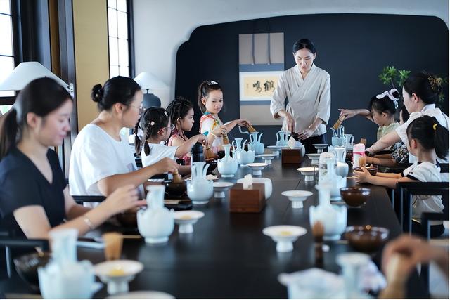 文化赋能，老街新生！绿城吉祥里两周年“潮吉”有戏！