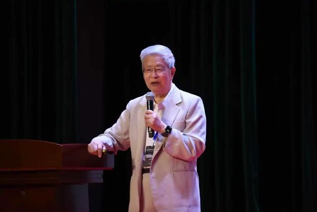 首届全国天文公众科学大会在辽宁师范大学开幕