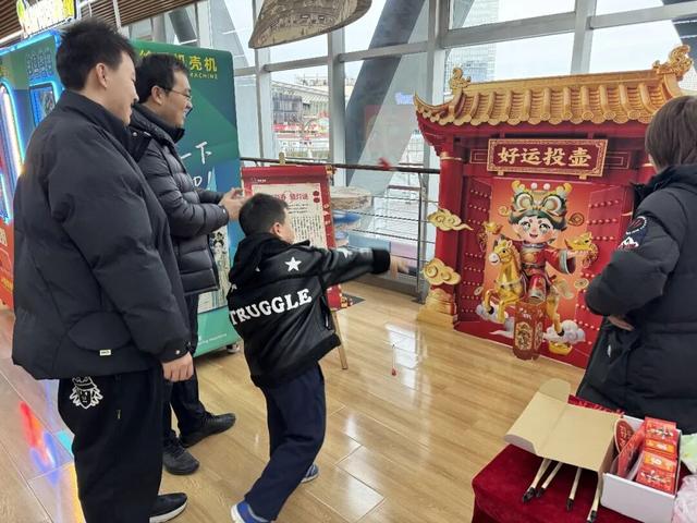 地标打卡火爆新春！“天津之眼”摩天轮实现马年运营“开门红”