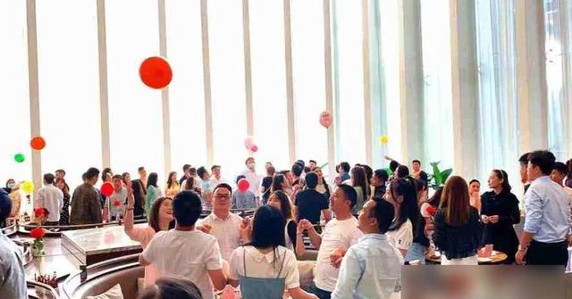 很多相亲现场，男士发出最严“国四条”，很多大龄剩女措手不及