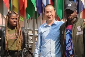 河南小伙在非洲14年，这里一夫多妻，男人只用玩，女人干活地位低图片