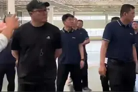王自如和董明珠同框这一幕，很有意思！这是董明珠带着王自如等图片