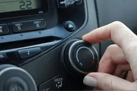 停车怠速开空调伤车吗？三种解决方案。图片