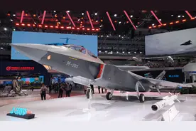 歼-20对战F-22，究竟谁更强？碾压式胜率超95%，猛禽彻底没戏了图片