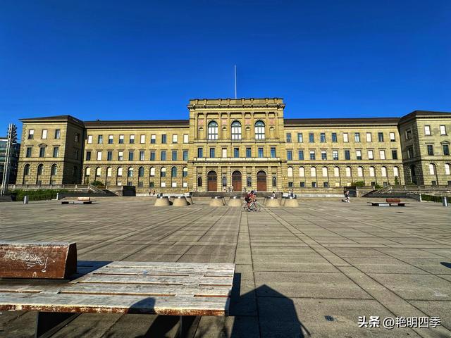 欧游杂记（6）‖ 遇见一个宁静与狂欢同在的苏黎世