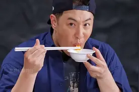 潘玮柏发文请求网友一件事：我不想公司知道我去偷吃 谢谢图片