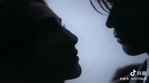 这对姐弟恋…这么甜的吗？我倒看看多好磕？