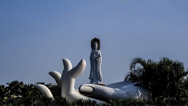 海南富商张晖：花8亿建108米海上观音像，却在4年后意外死在水中