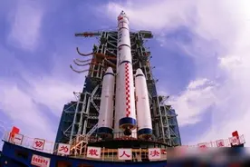 嫦娥六号回来了！秒速11公里直冲大气层，“打水漂”减速平稳降落图片