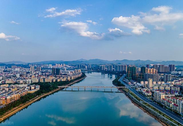 江西省下一个“南昌”，不是九江也不是上饶，而是这座低调的城市