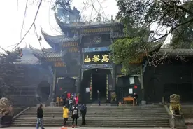 @全国人民警察 四川这七个A级景区向你们免票开放图片