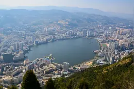 云南有座城市，气候温和物价不高房价才3000多，非常适合旅居养老图片