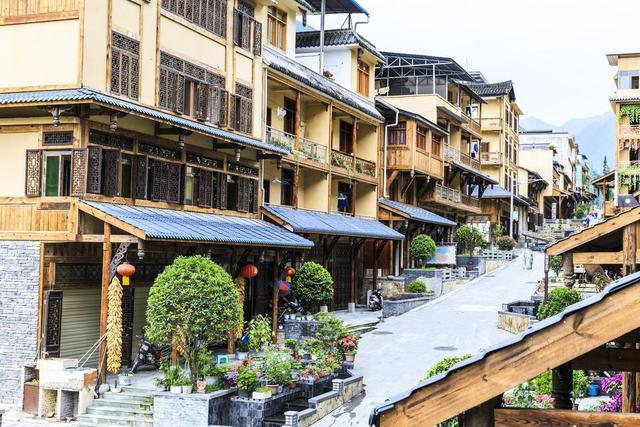 不想工作，就来这7个地方小住几天，亲近自然山野，远离都市喧嚣