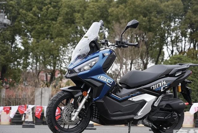 续航500km+8寸巨屏 光阳双王炸踏板亮相 150cc市场格局生变