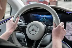 高手开车七大特点，占四个就是老司机，第五条最难，你能占几个？图片